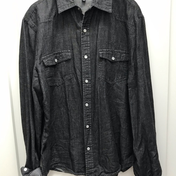 Button down black shirt - Picture 1 of 2